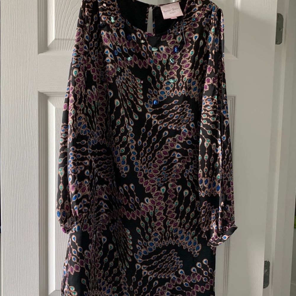 Romeo and Juliet arm cutout dress in medium